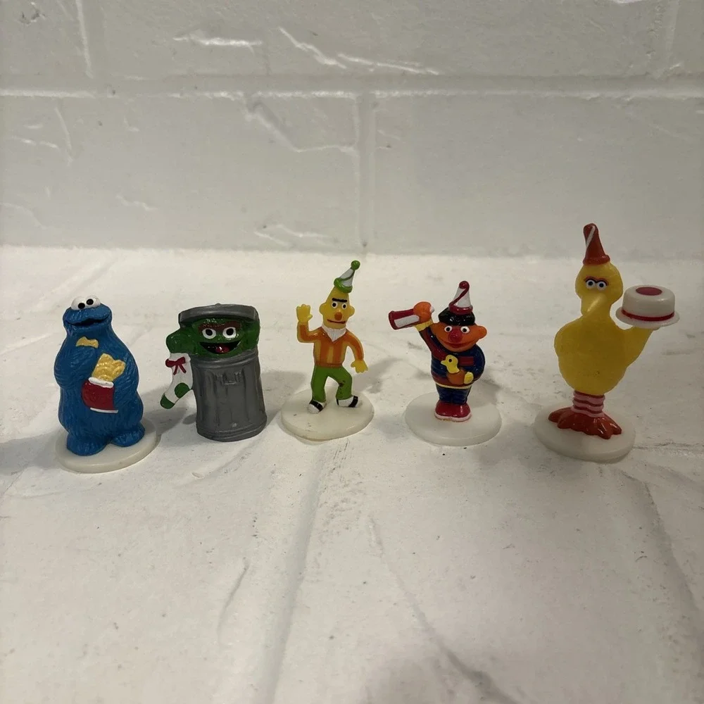 VIntage Wilton Sesame Street Jim Henson Birthday Cake toppers-5 pieces